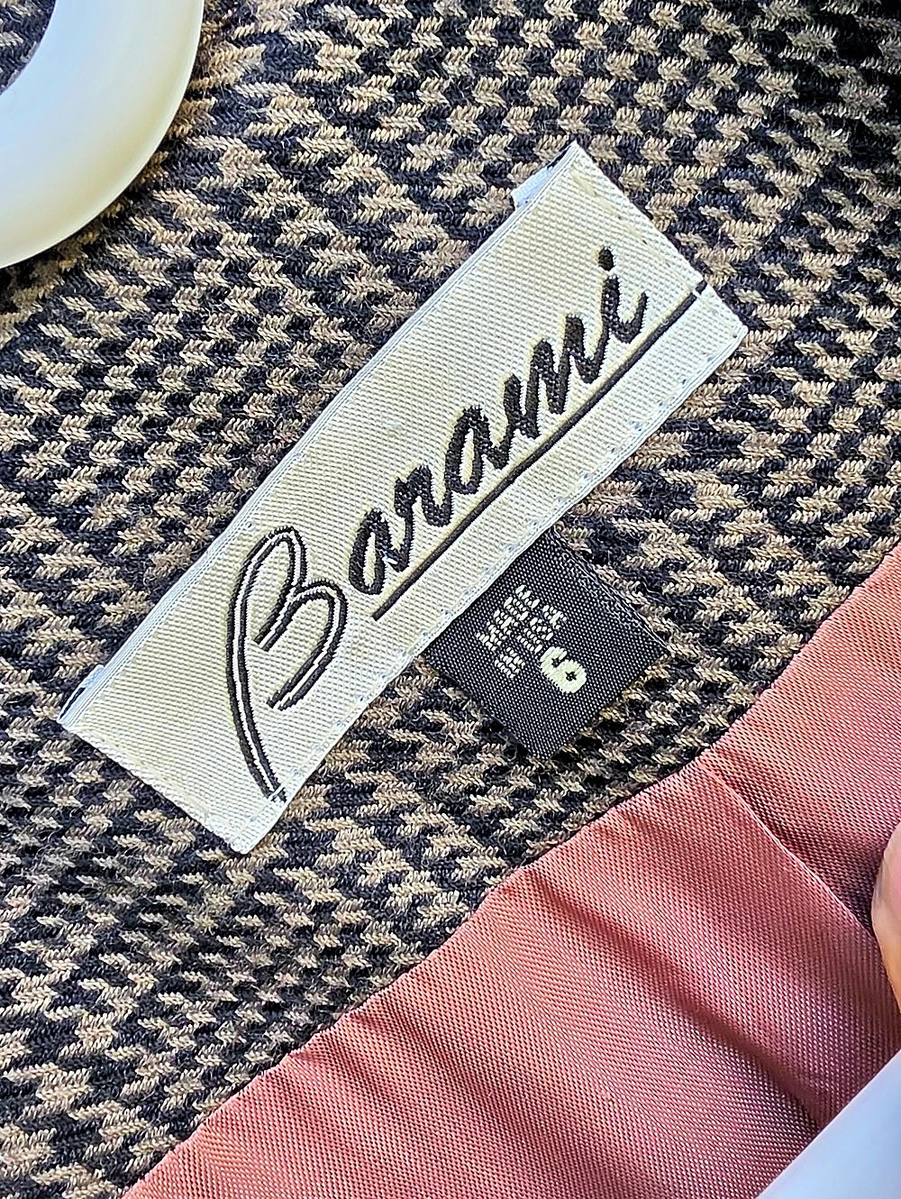Barami (USA) Ladies Vintage Houndstooth Blazer in Brown & Black Size 6